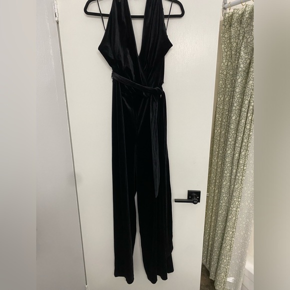NWOT Nine West Halter Jumpsuit - Picture 4 of 9